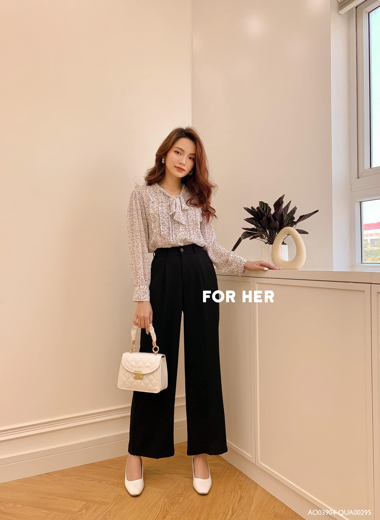 Quần ống rộng dập ly đen