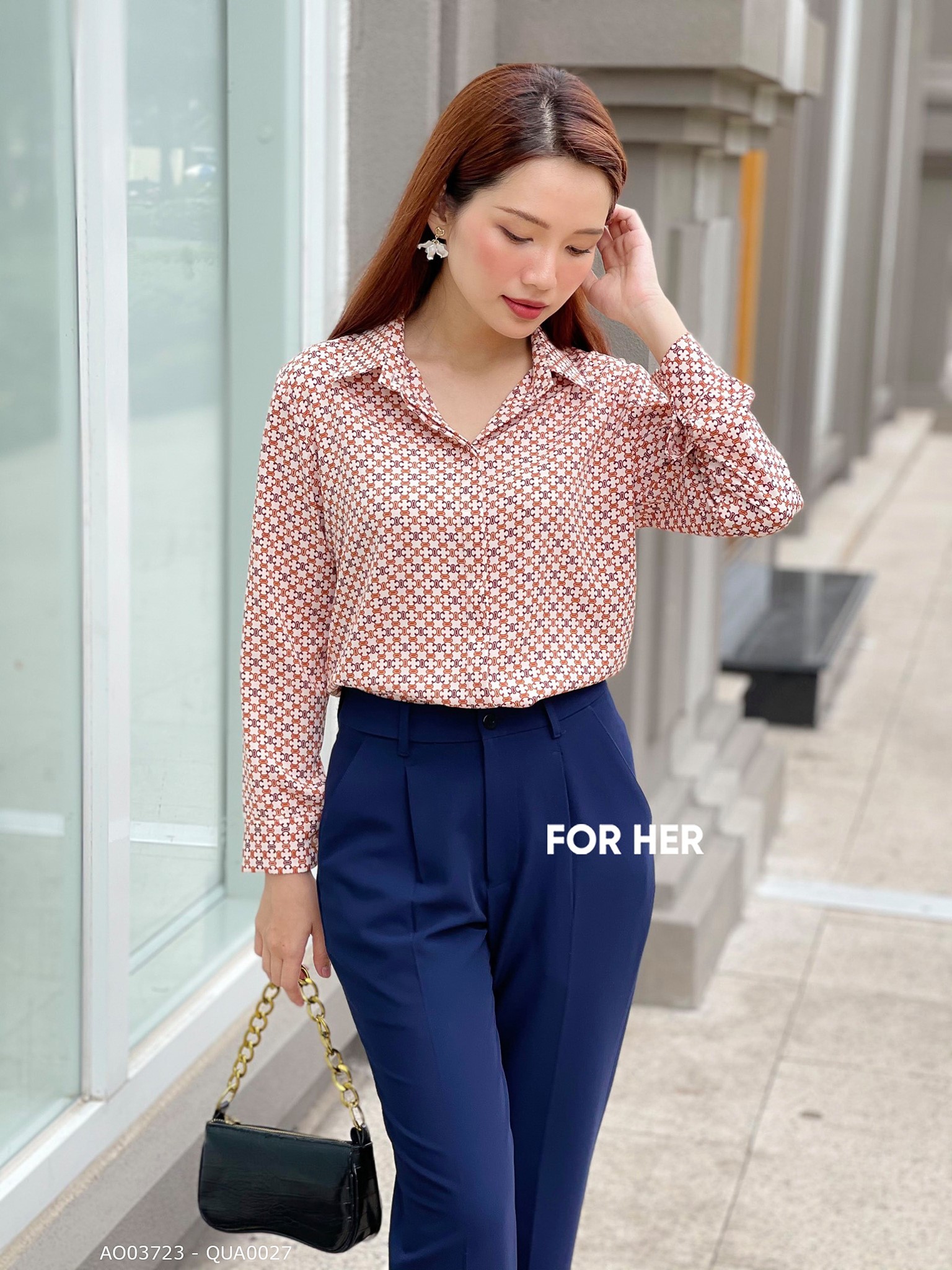 Áo tay dài họa tiết nâu