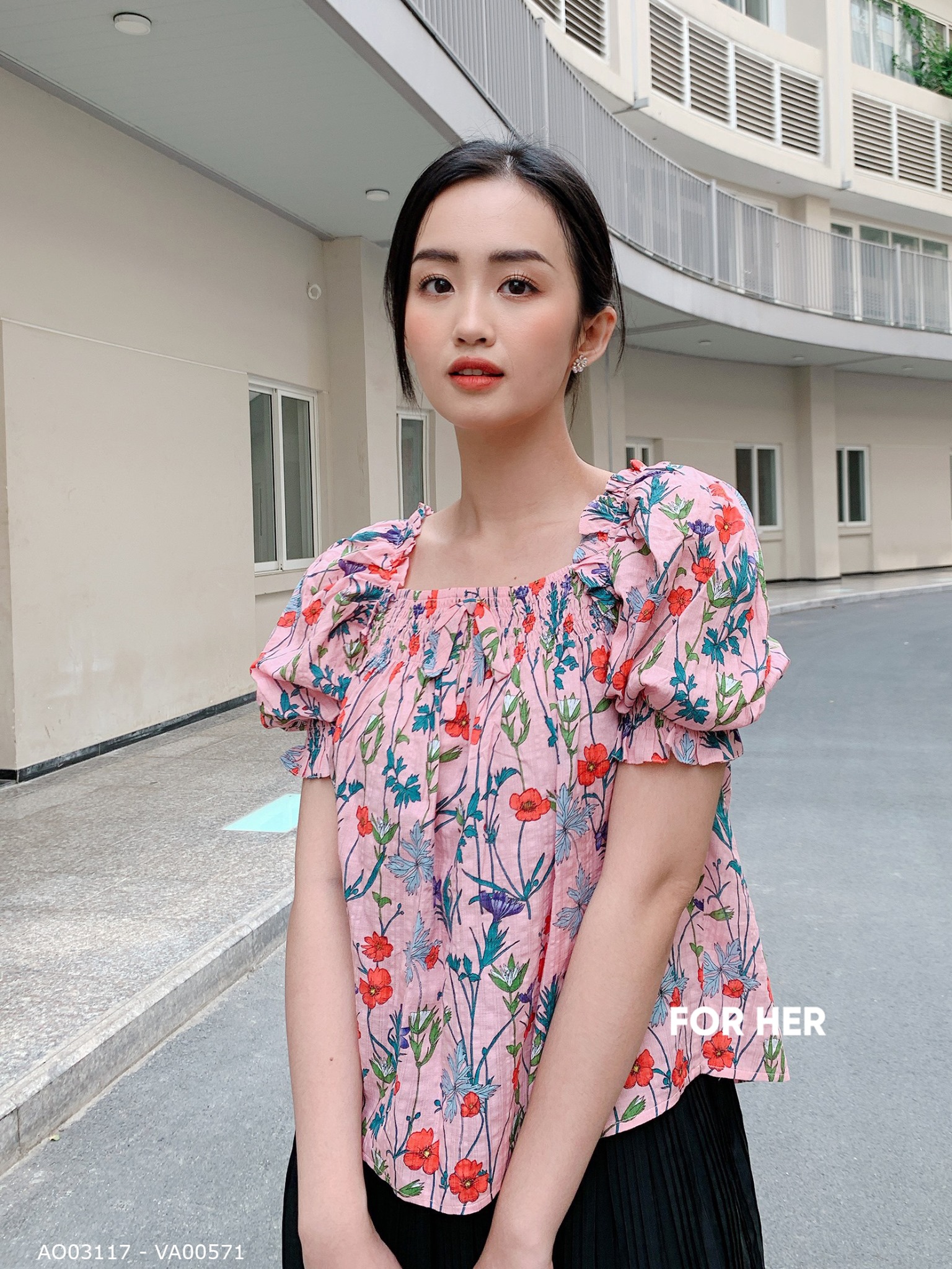 Áo bèo vai hồng hoa đỏ