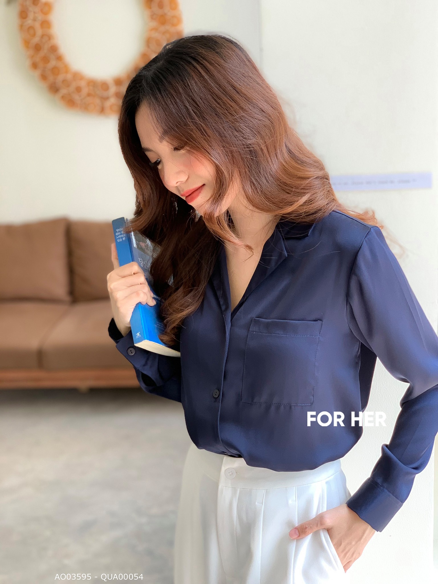 Áo tay dài 1 túi xanh đậm