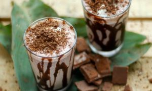 SỮA LẮC CHOCOLATE ĐEN CHO BẠN VÒNG EO THON GỌN