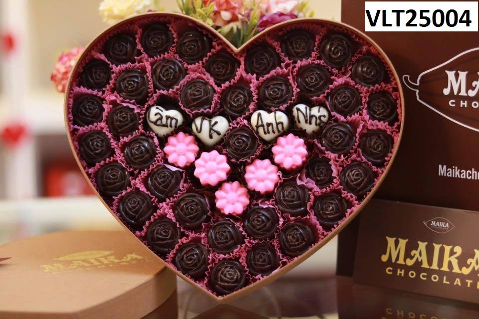 Hộp quà socola Valentine 2018