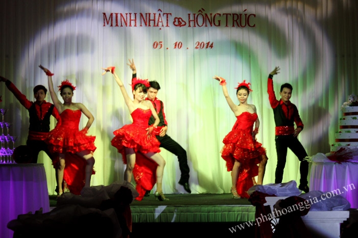 cung cấp vũ đoàn 2