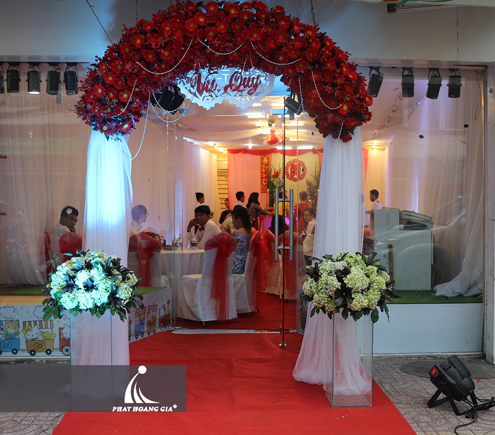trang trí cưới tại nhà