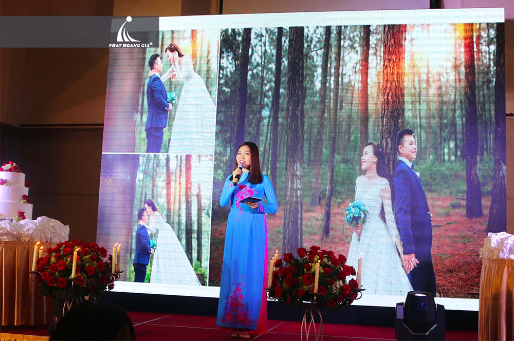 cung cấp mc chuyên nghiệp