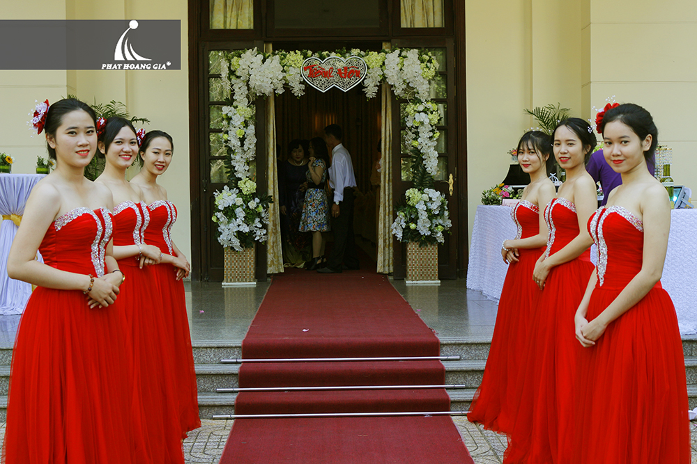 cung cấp khánh tiết