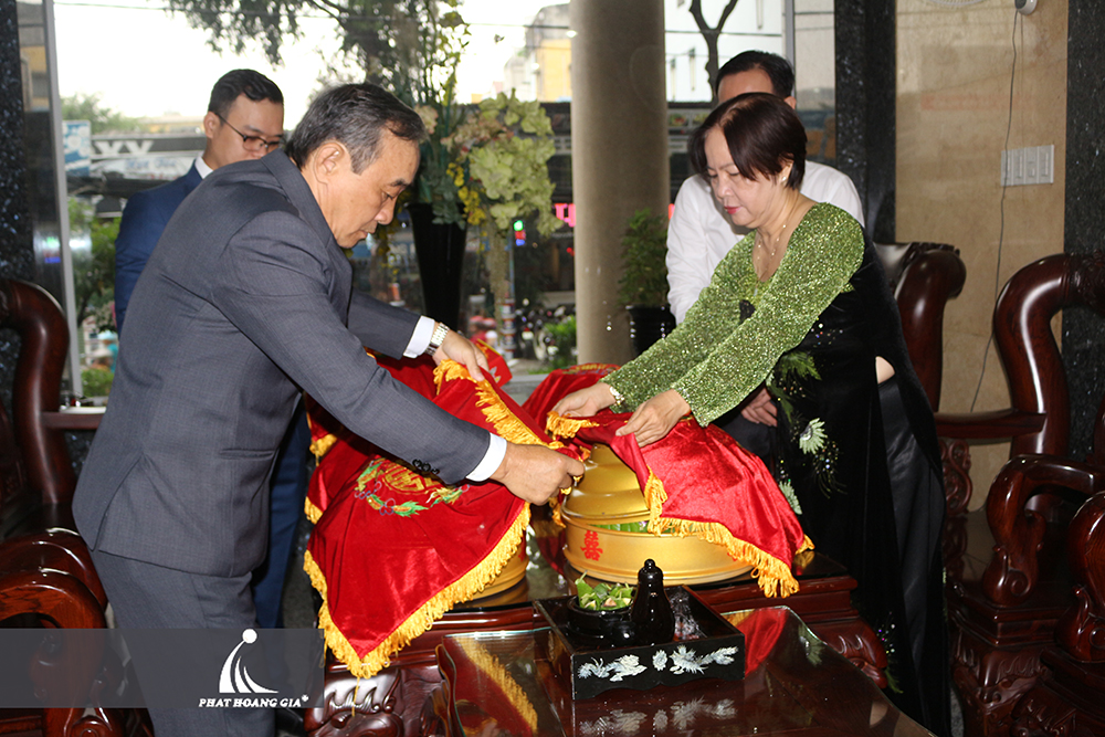 cho thuê mâm quả