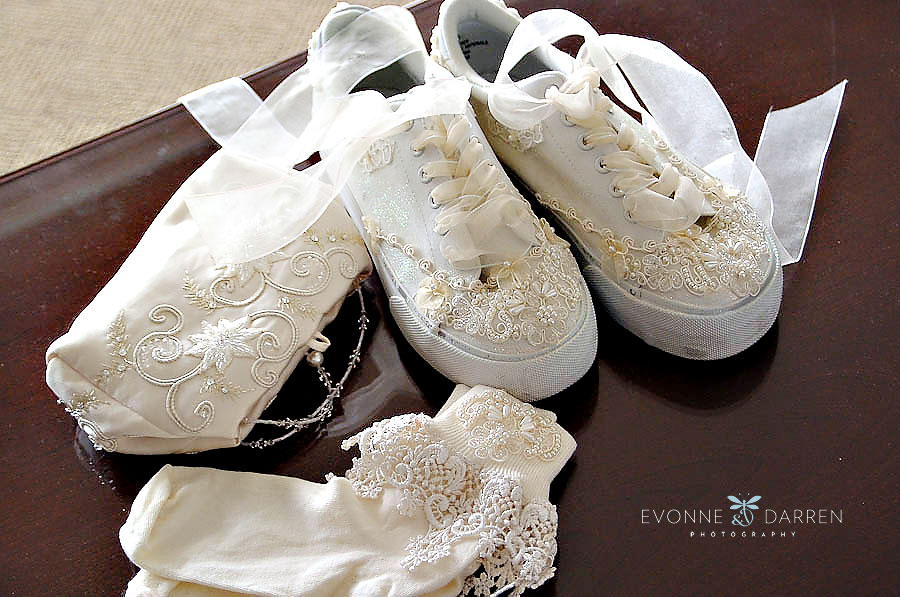 giày thể thao cho cô dâu