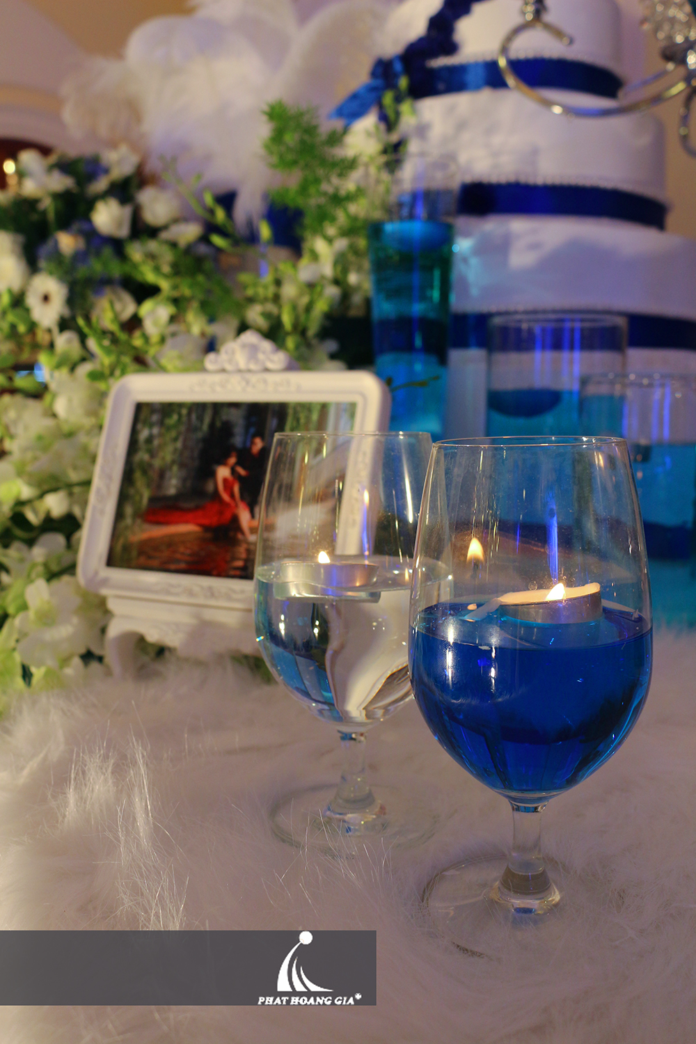 trang trí bàn gallery