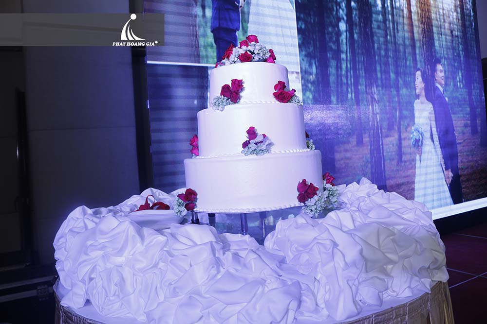 ý nghĩa bánh cưới