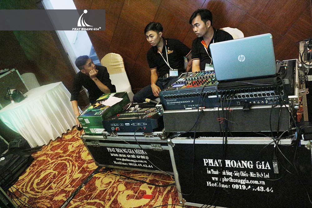 âm thanh nhà hàng tiệc cưới