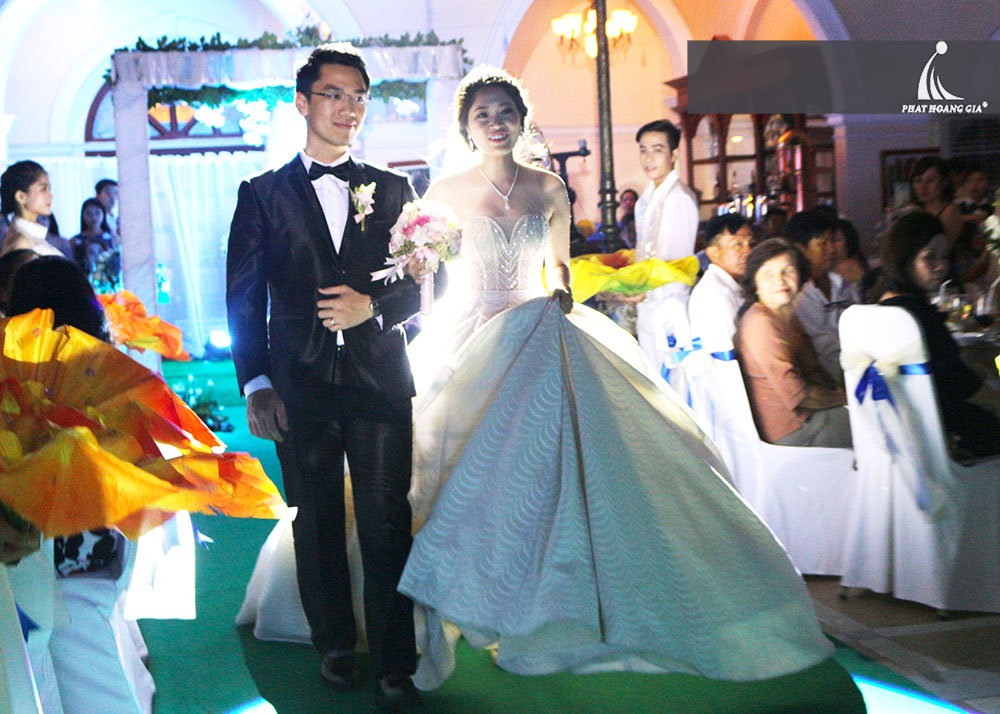 tổ chức tiệc cưới