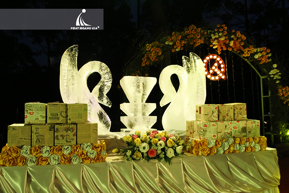 trang trí tiệc cưới trọn gói ngoài trời