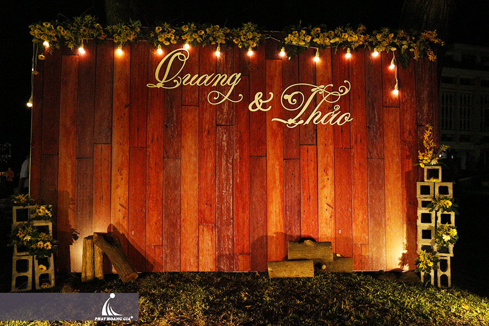 trang trí tiệc cưới trọn gói ngoài trời