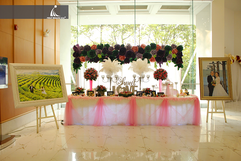 trang trí tiệc cưới trọn gói