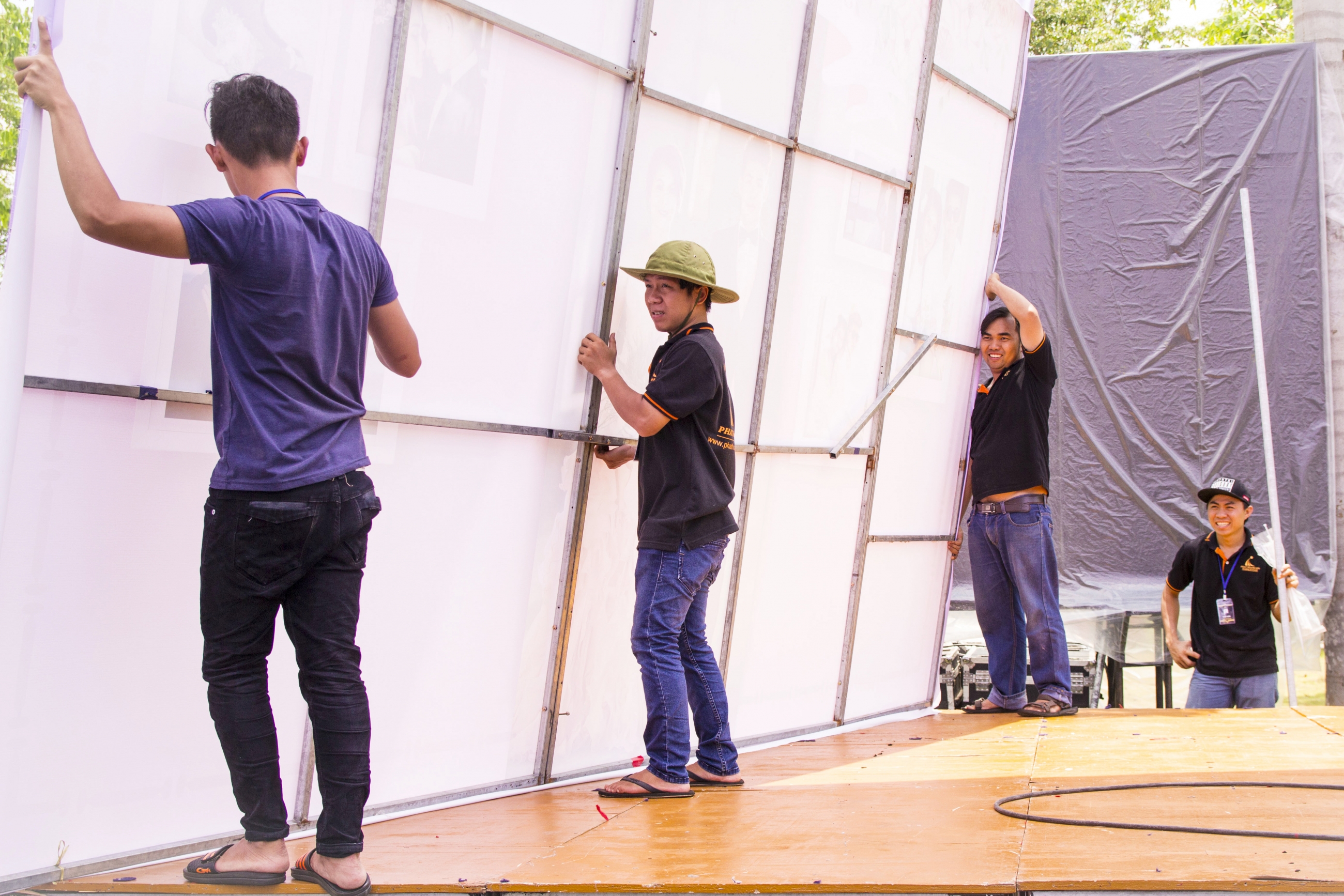 trang trí tiệc cưới trọn gói ngoài trời