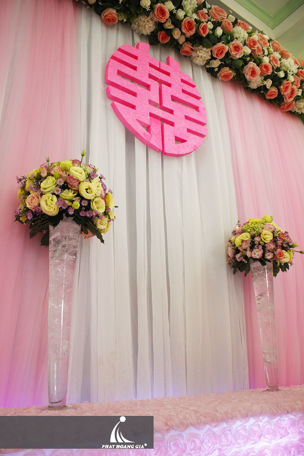 lễ gia tiên tone hồng