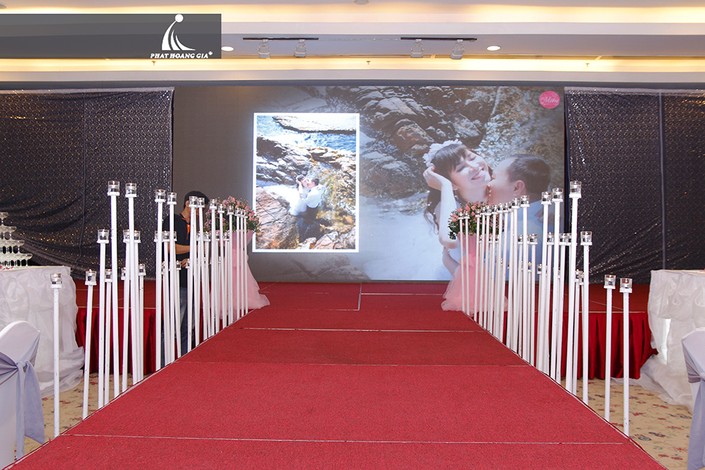 trang trí tiệc cưới trọn gói