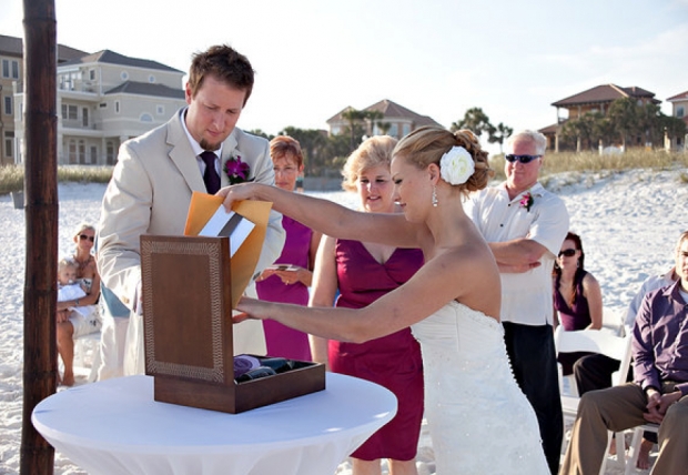 nghi lễ hộp rượu vang