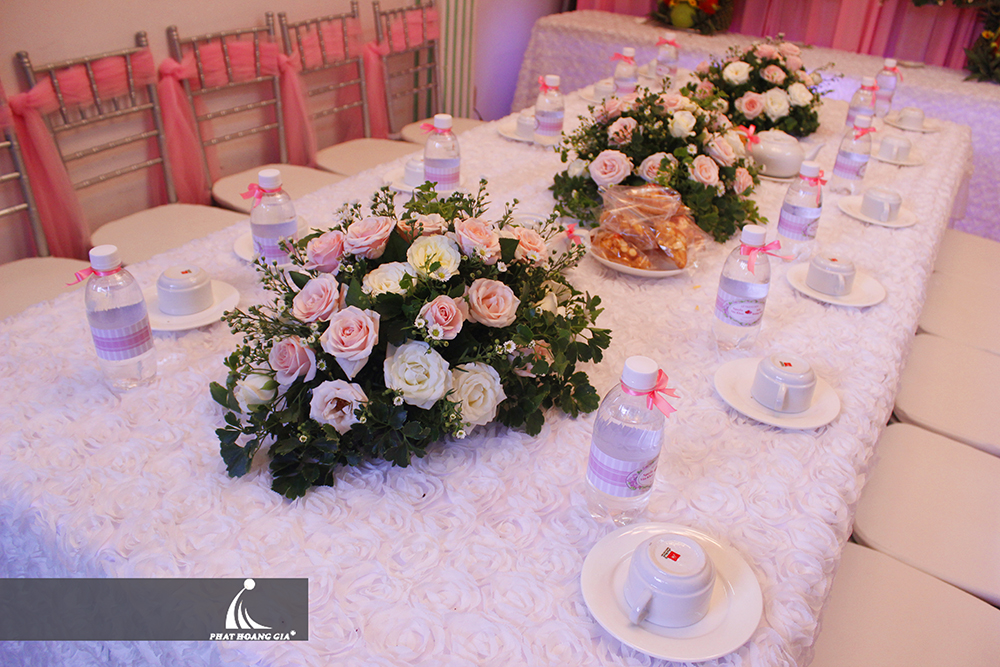 đám hỏi nhà gái cần chuẩn bị những gì?