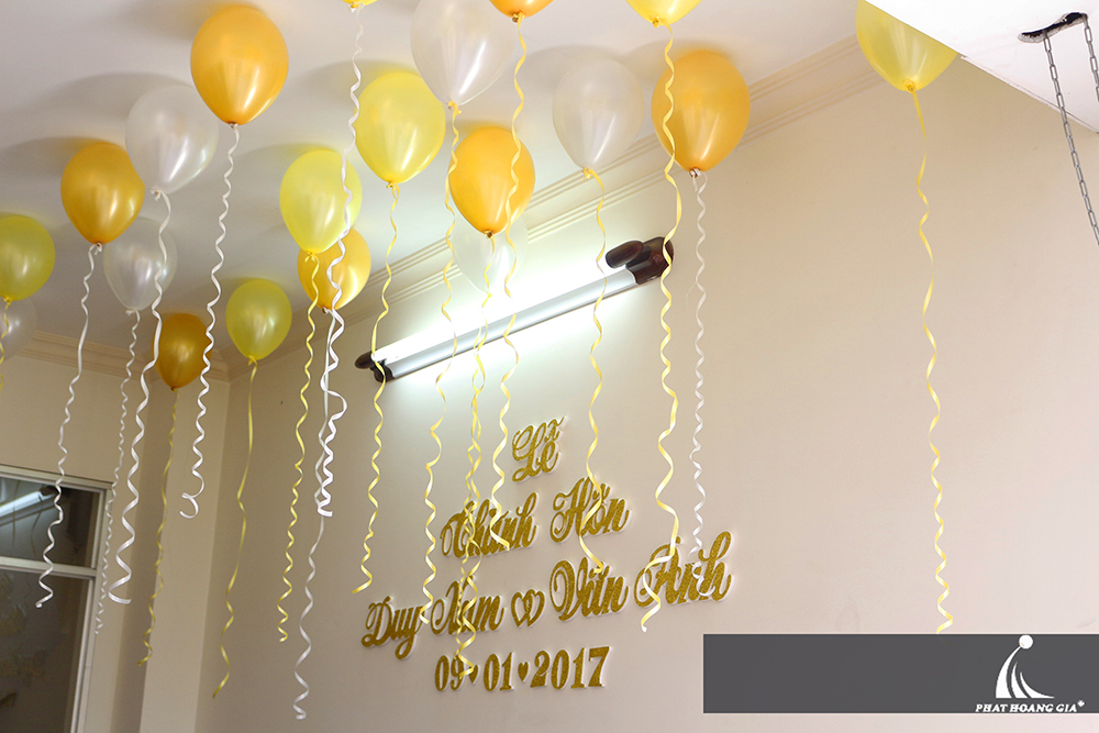 cách dán chữ xốp đám cưới