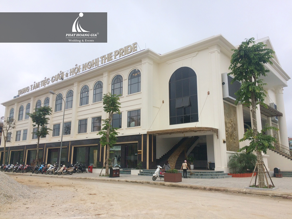 thiết kế nội thất nhà hàng