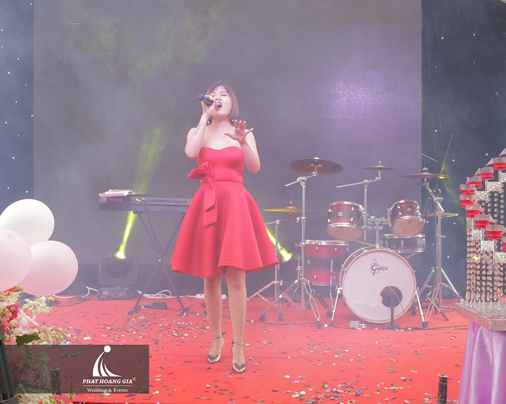 cung cấp thiết bị tiệc cưới