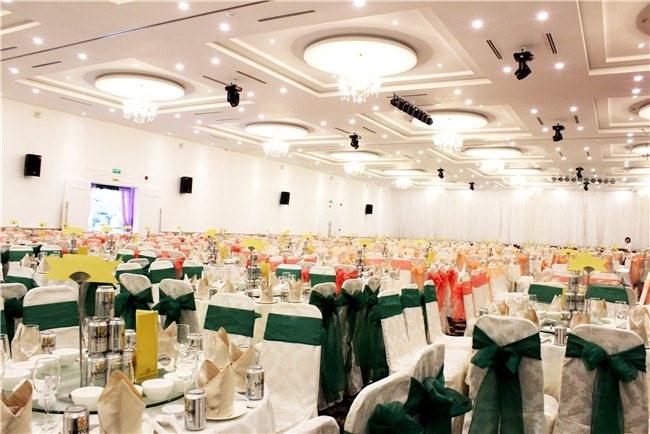 lắp đặt âm thanh - ánh sáng nhà hàng tiệc cưới