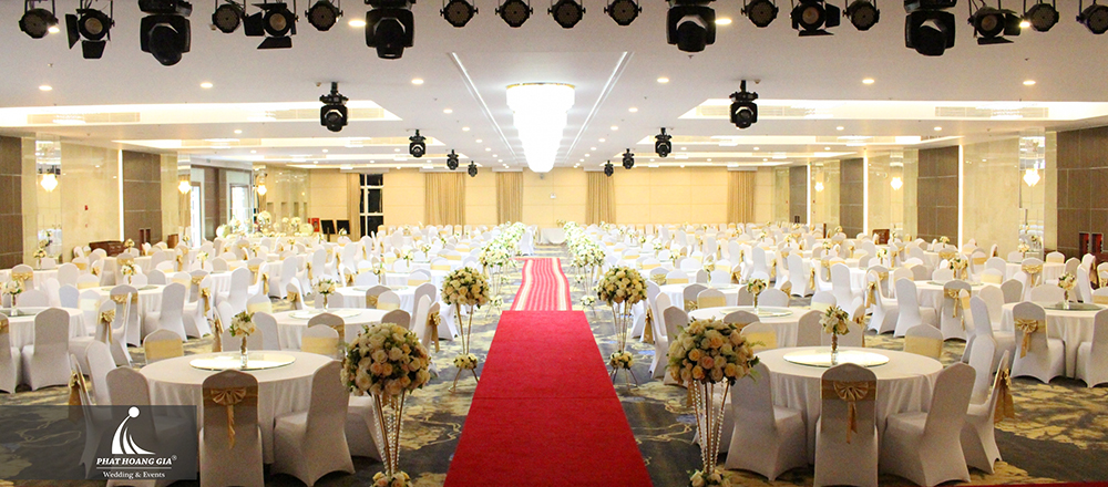 lắp đặt âm thanh - ánh sáng nhà hàng tiệc cưới