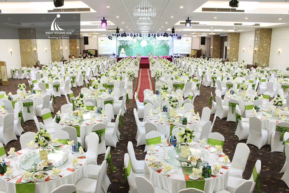 lắp đặt âm thanh - ánh sáng nhà hàng tiệc cưới