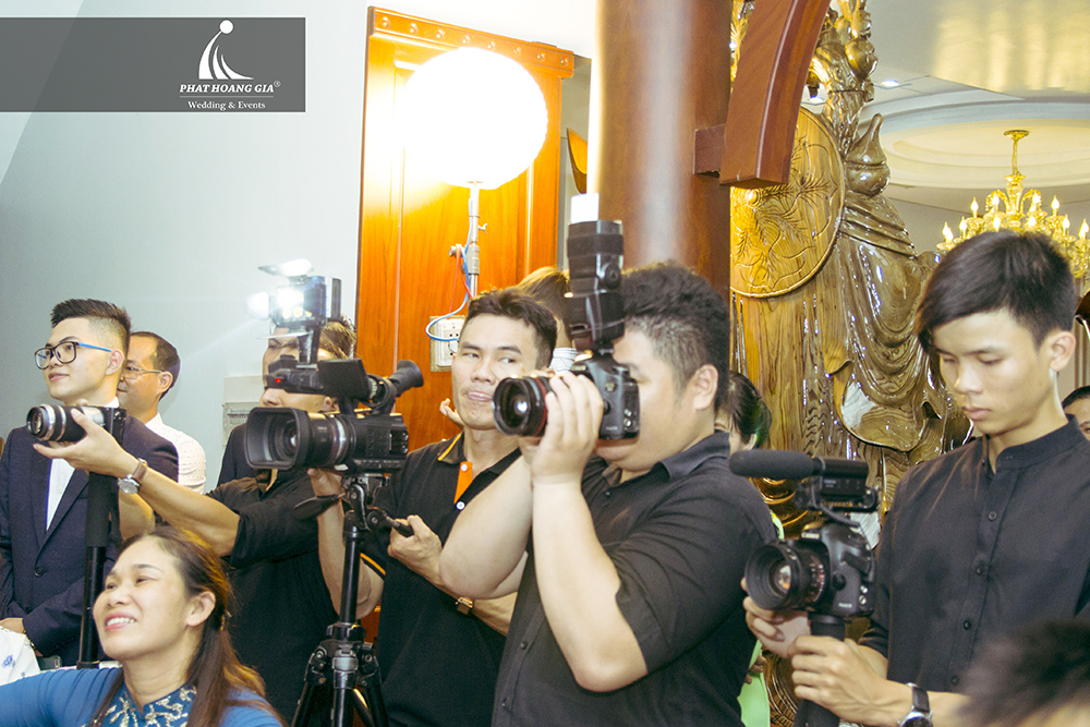 quay phim cưới phóng sự