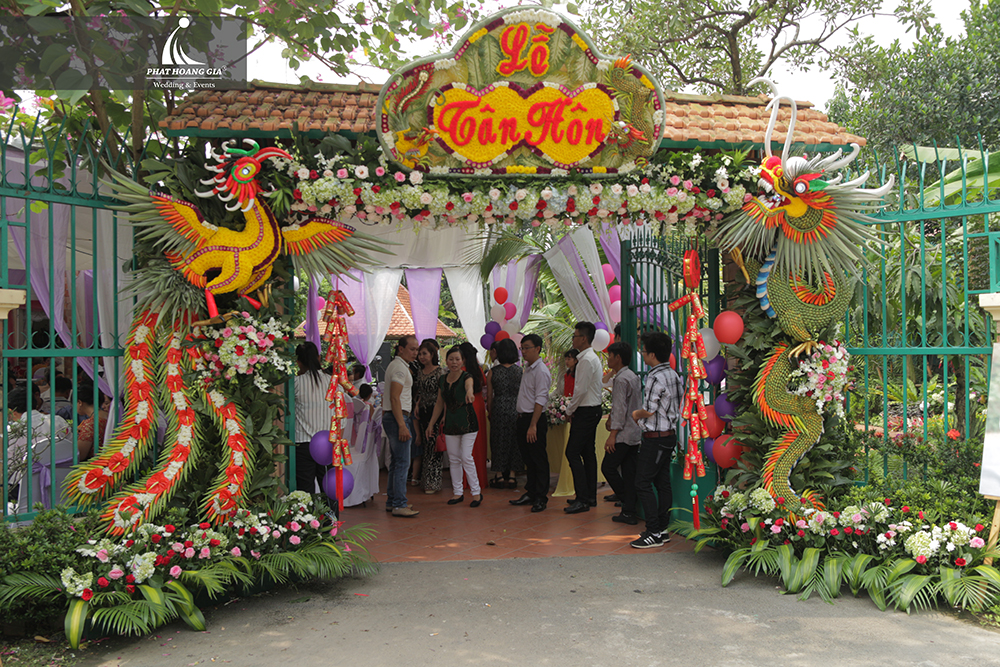 cặp long phụng ngày cưới