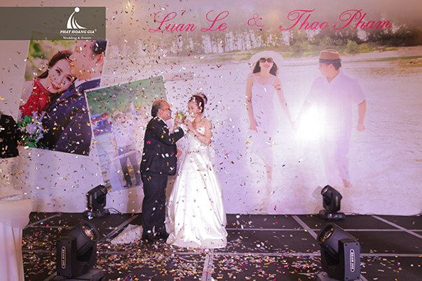 cung cấp âm thanh ánh sáng tiệc cưới