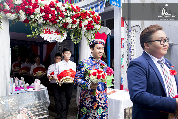 trang trí gia tiên tone đỏ