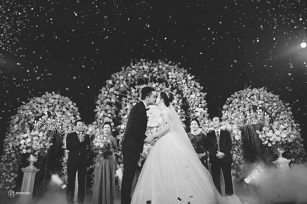 ảnh phóng sự cưới đen trắng