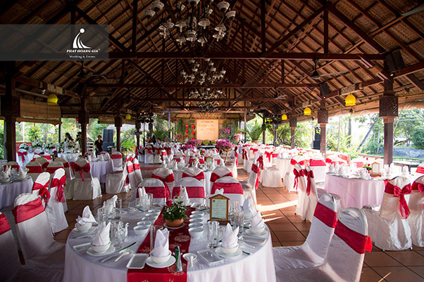 True Love | Alexande & Thu Hiền