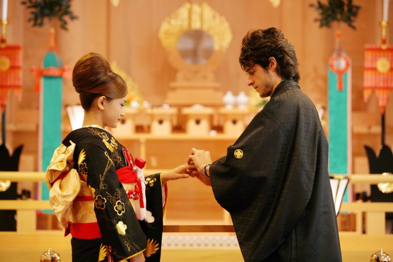 NGUYÊN TẮC GÓP TIỀN CƯỚI TẠI CÁC QUỐC GIA