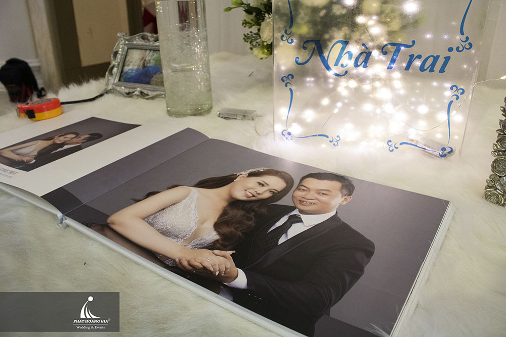 Trang trí tiệc cưới Phát Hoàng Gia