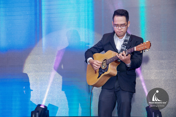 Độc tấu guitar