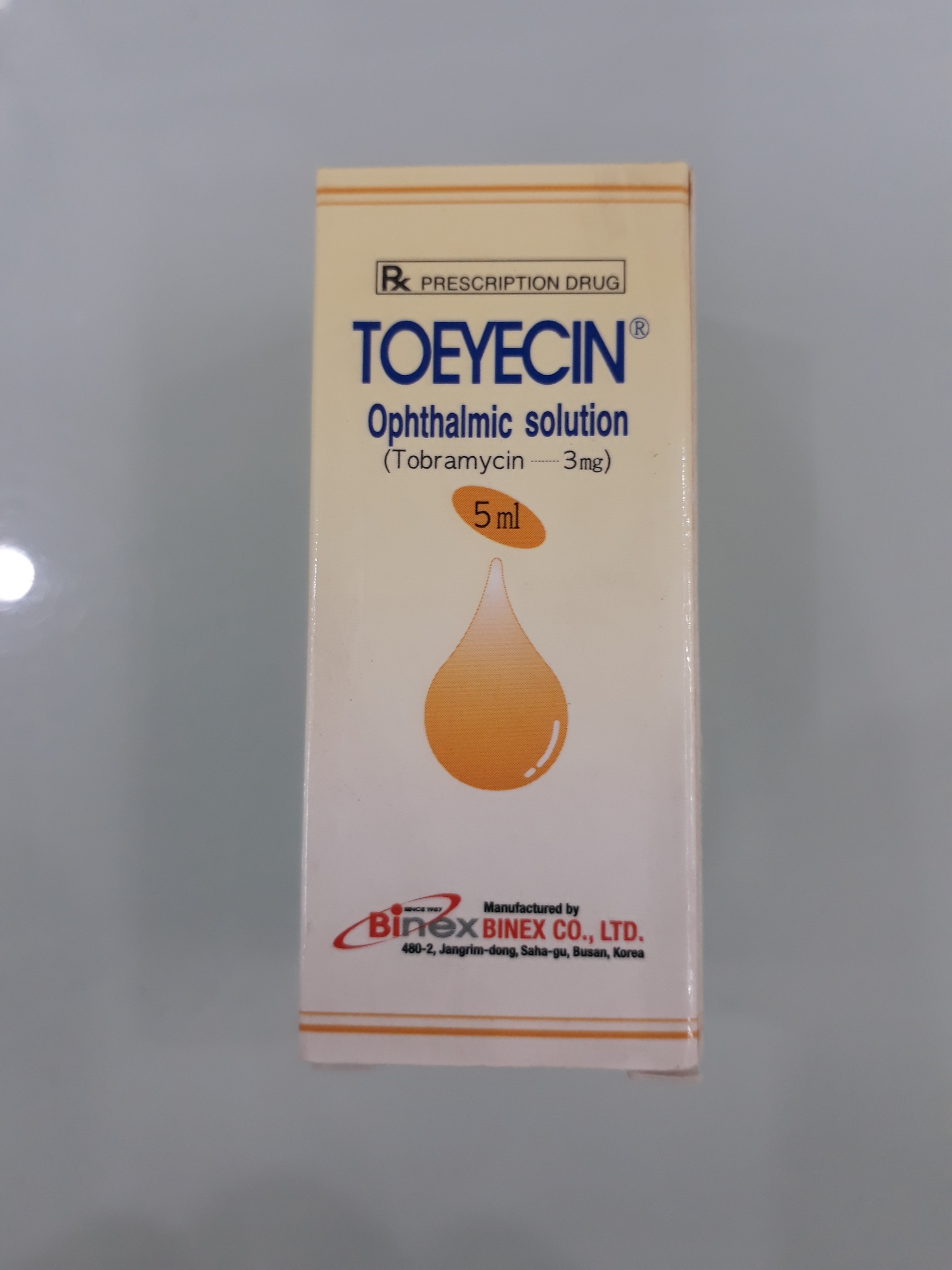 Toeyecin