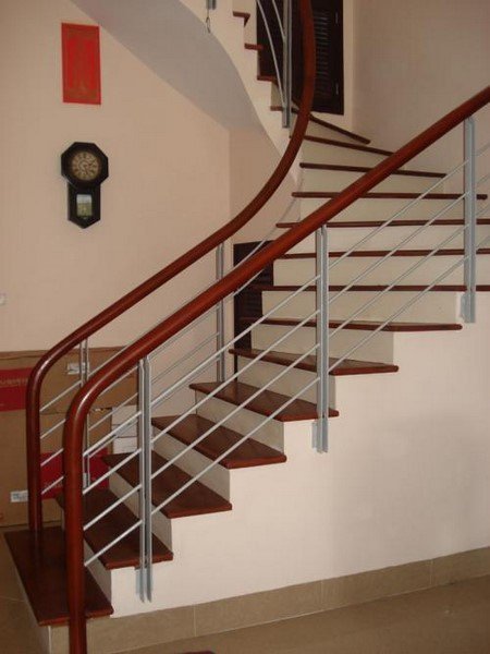 Cầu thang sắt CTS13
