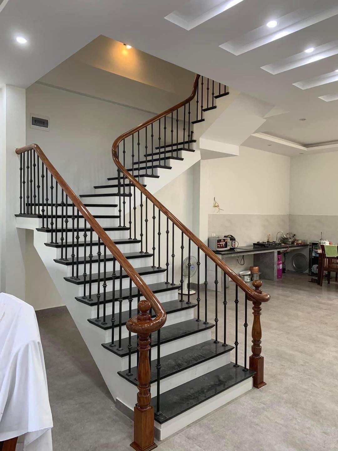 Cầu thang sắt CTS17