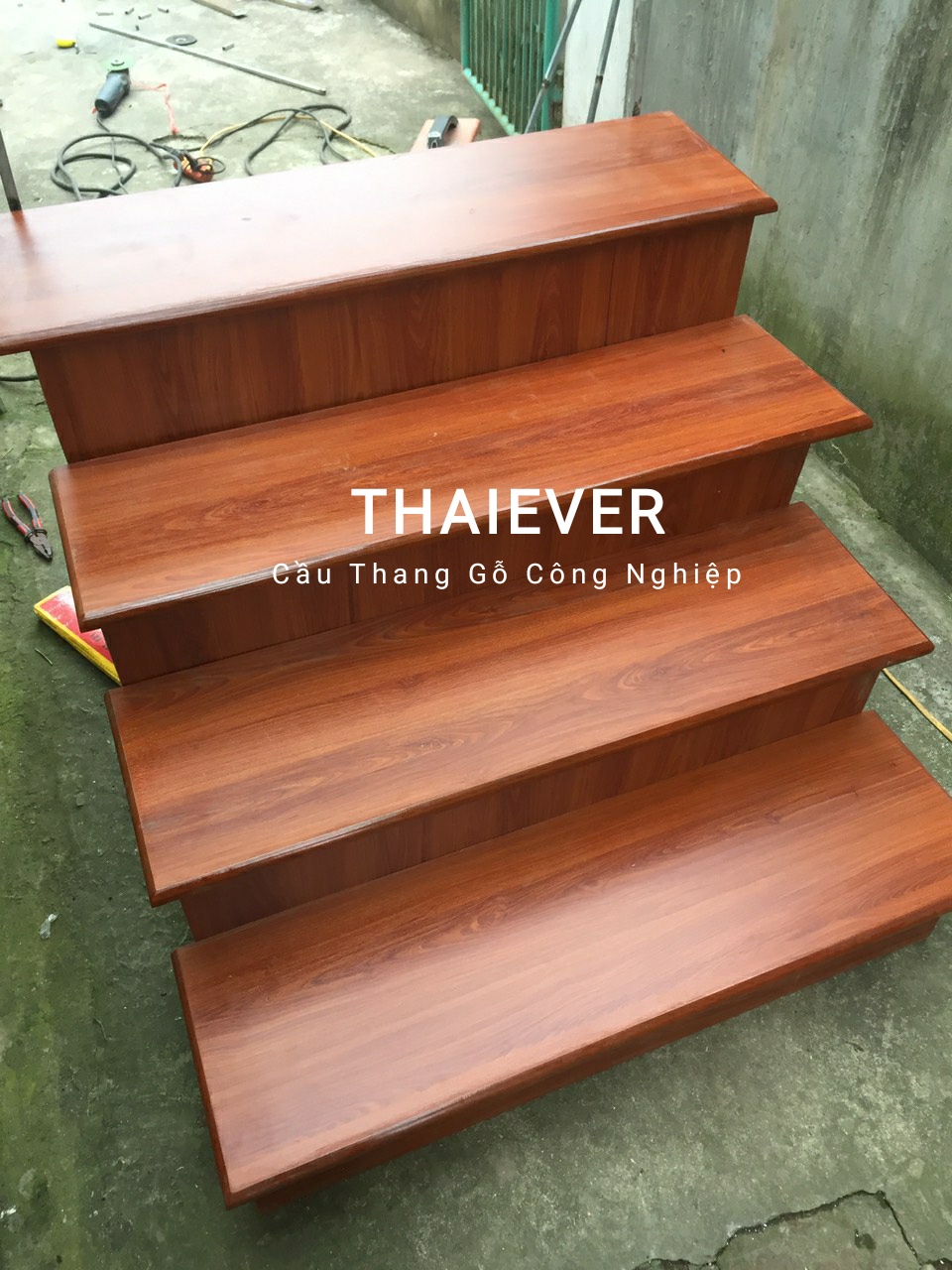 Mặt bậc gỗ gỗ công nghiệp MB06