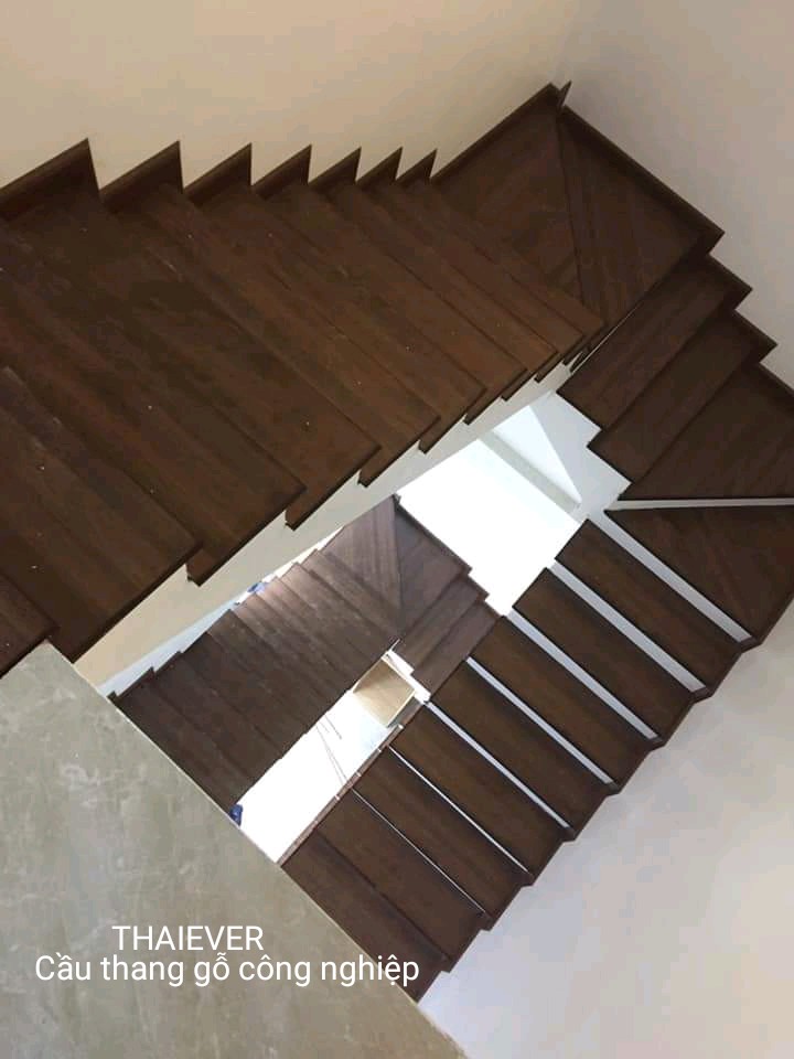 mặt bậc gỗ công nghiệp MB08