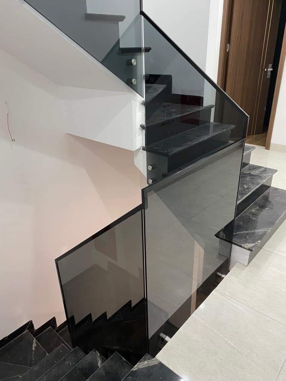 Cầu thang kính CTK20