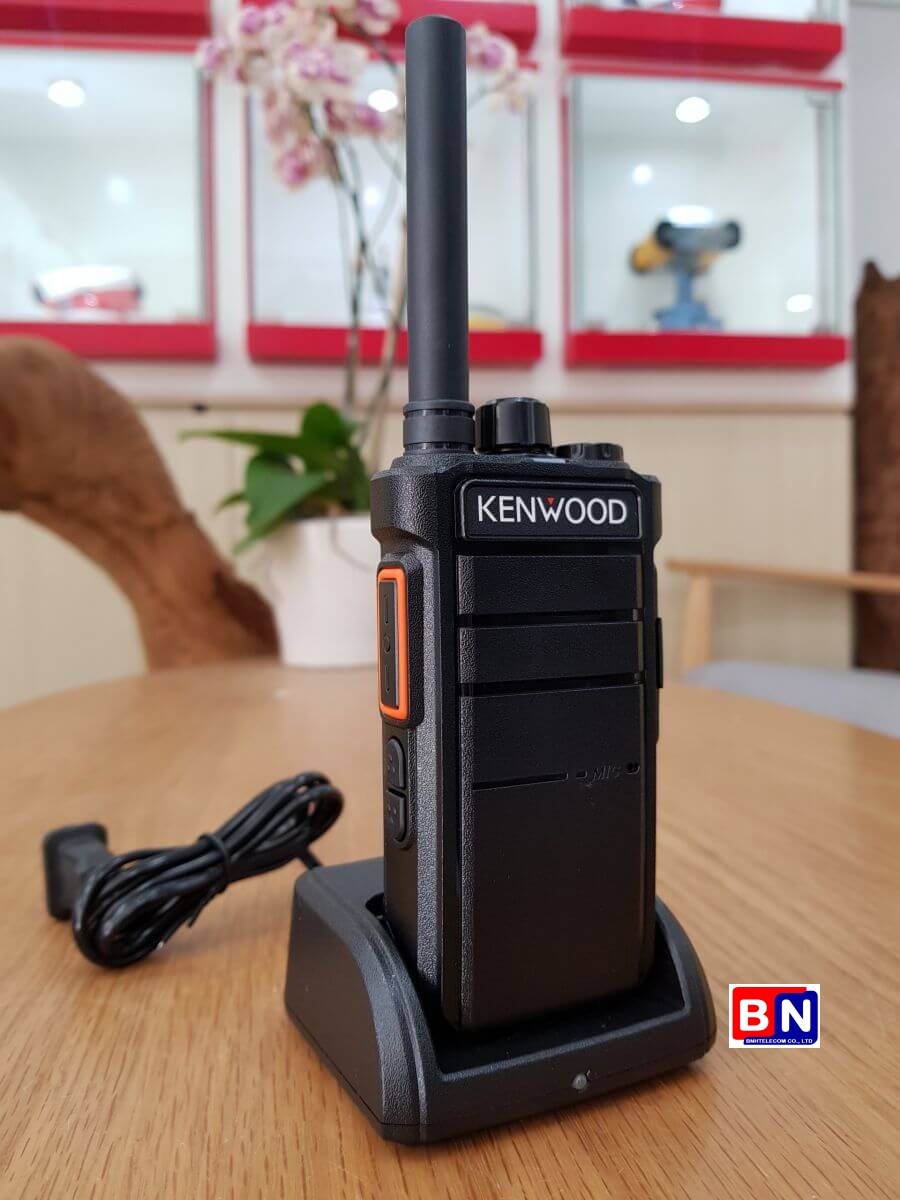 Máy bộ đàm Kenwood TK D890