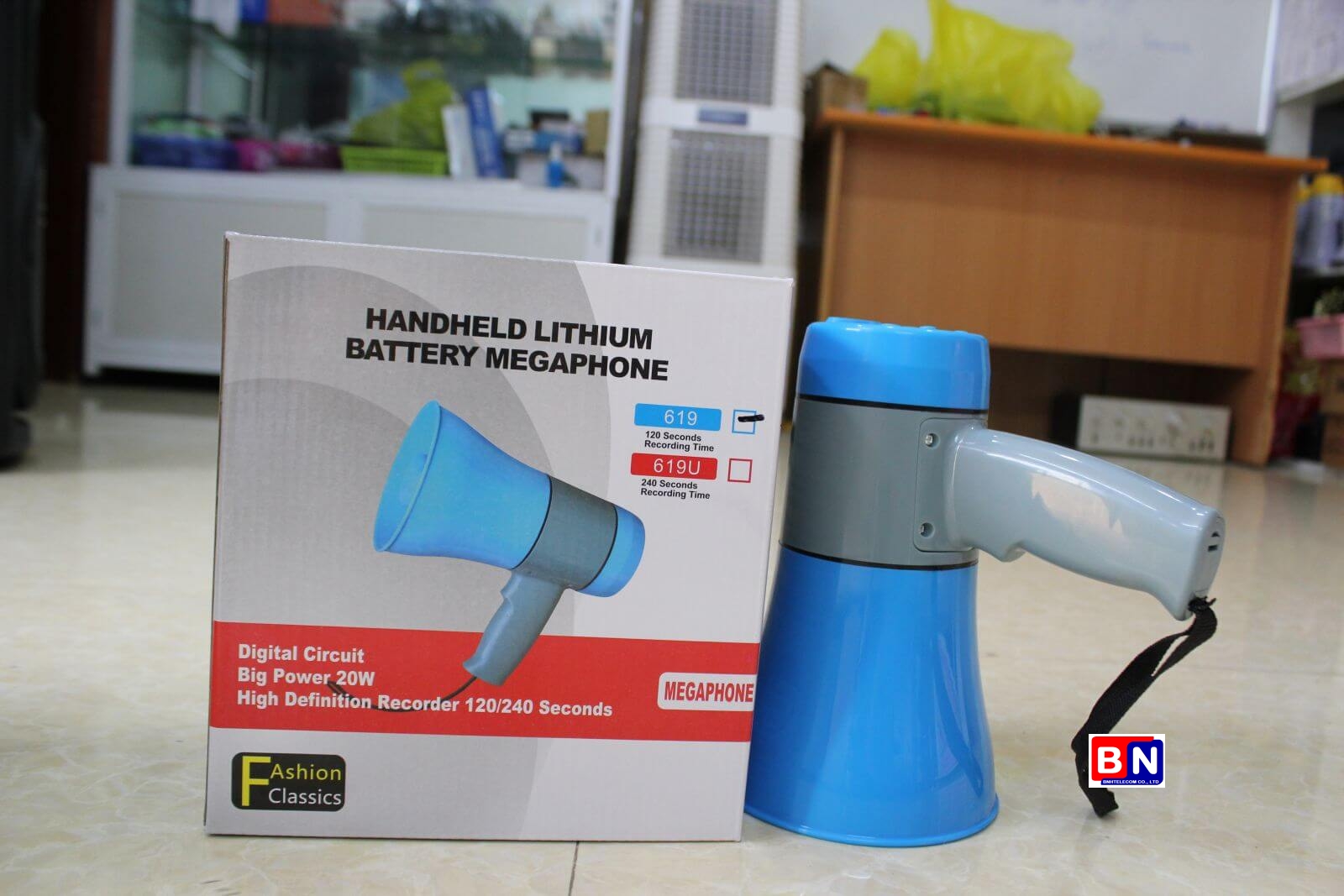 Loa cầm tay Megaphone ML-619 20W