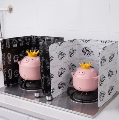 Chắn Dầu Mỡ Hoạ Tiết (ngau nhien)
