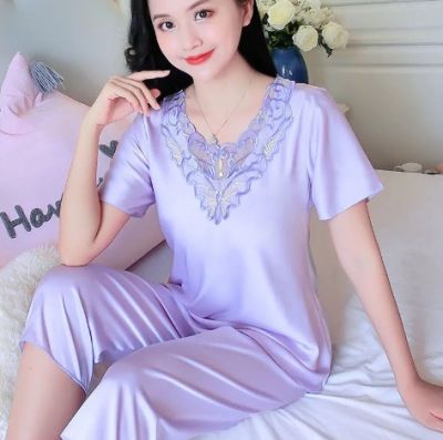 Bộ Đồ Ngủ Thêu