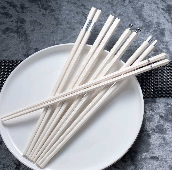 set-5-doi-dua-thuy-tinh-ma-bac (3)